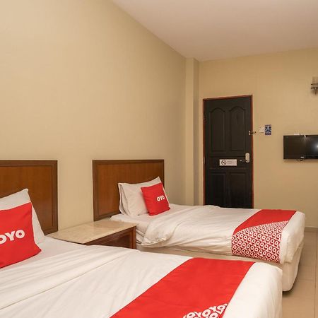 De Clinique Hotel Kampong Pasir Bogak Eksteriør bilde