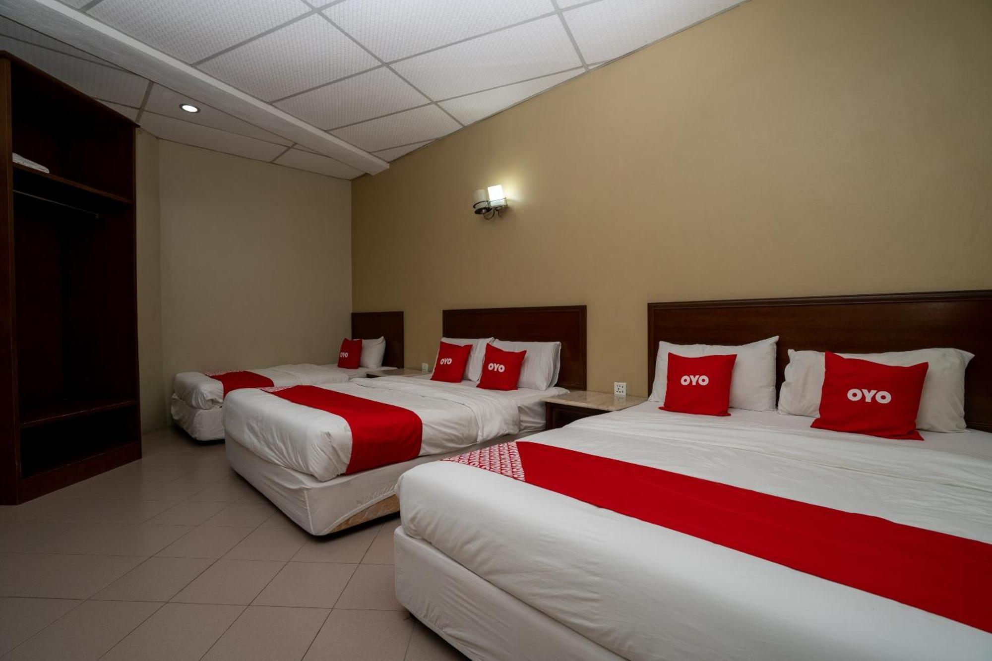De Clinique Hotel Kampong Pasir Bogak Eksteriør bilde