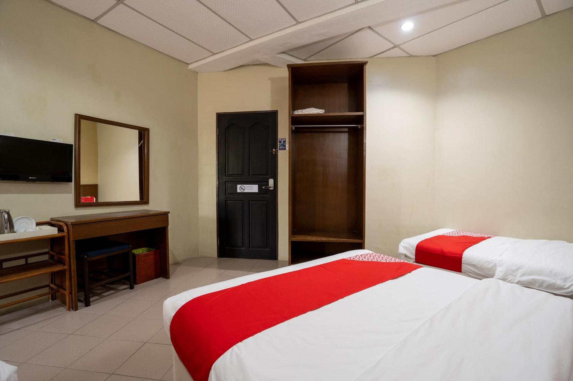De Clinique Hotel Kampong Pasir Bogak Eksteriør bilde