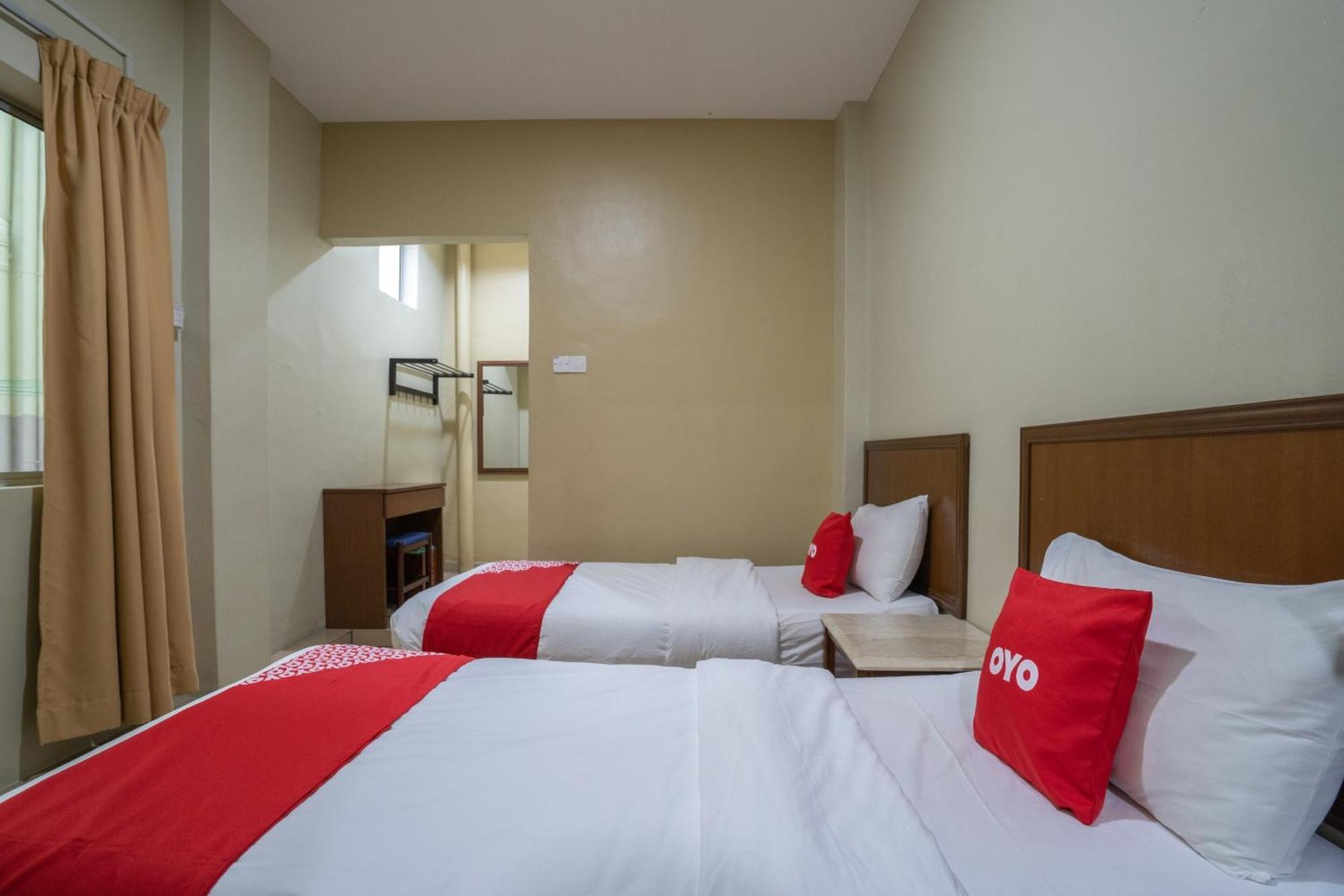 De Clinique Hotel Kampong Pasir Bogak Eksteriør bilde