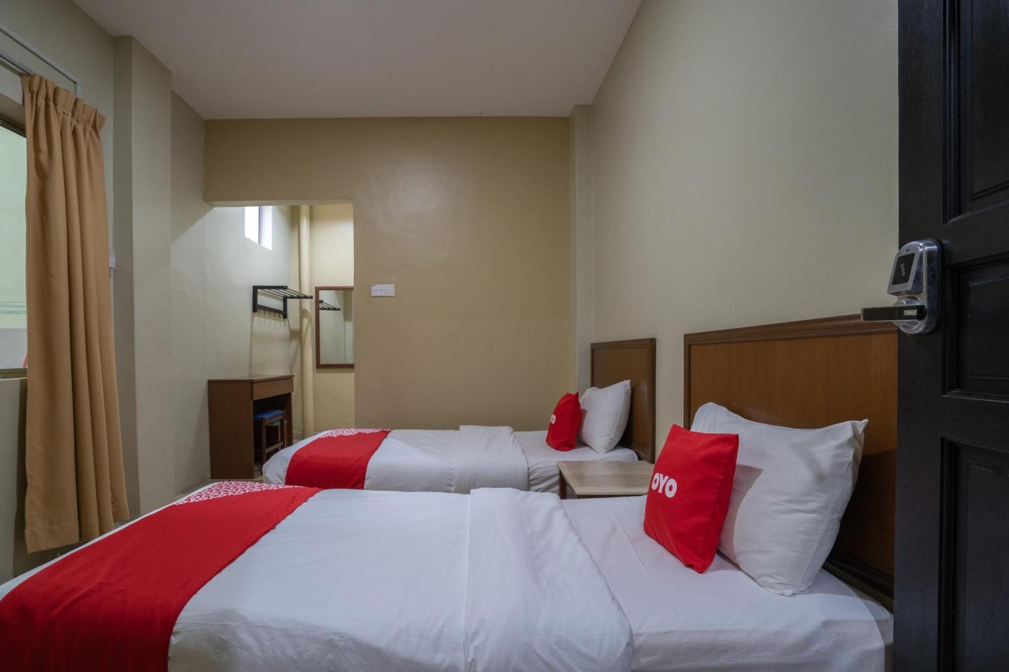 De Clinique Hotel Kampong Pasir Bogak Eksteriør bilde