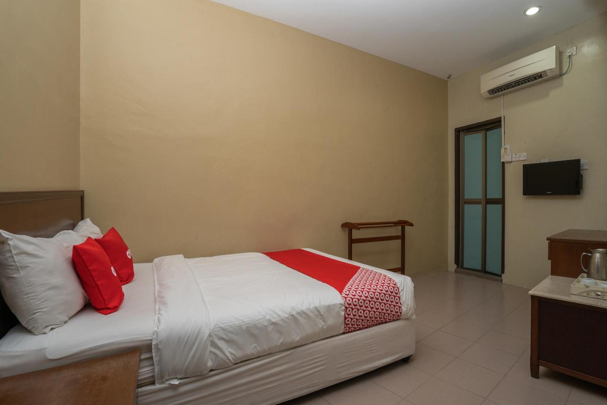 De Clinique Hotel Kampong Pasir Bogak Eksteriør bilde
